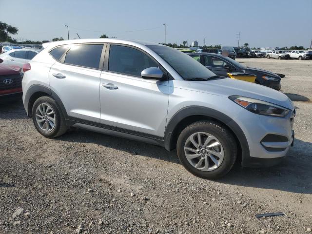 Photo 3 VIN: KM8J23A49JU786565 - HYUNDAI TUCSON SE 