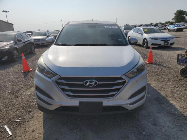 Photo 4 VIN: KM8J23A49JU786565 - HYUNDAI TUCSON SE 