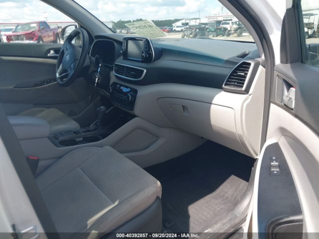 Photo 4 VIN: KM8J23A49KU924977 - HYUNDAI TUCSON 