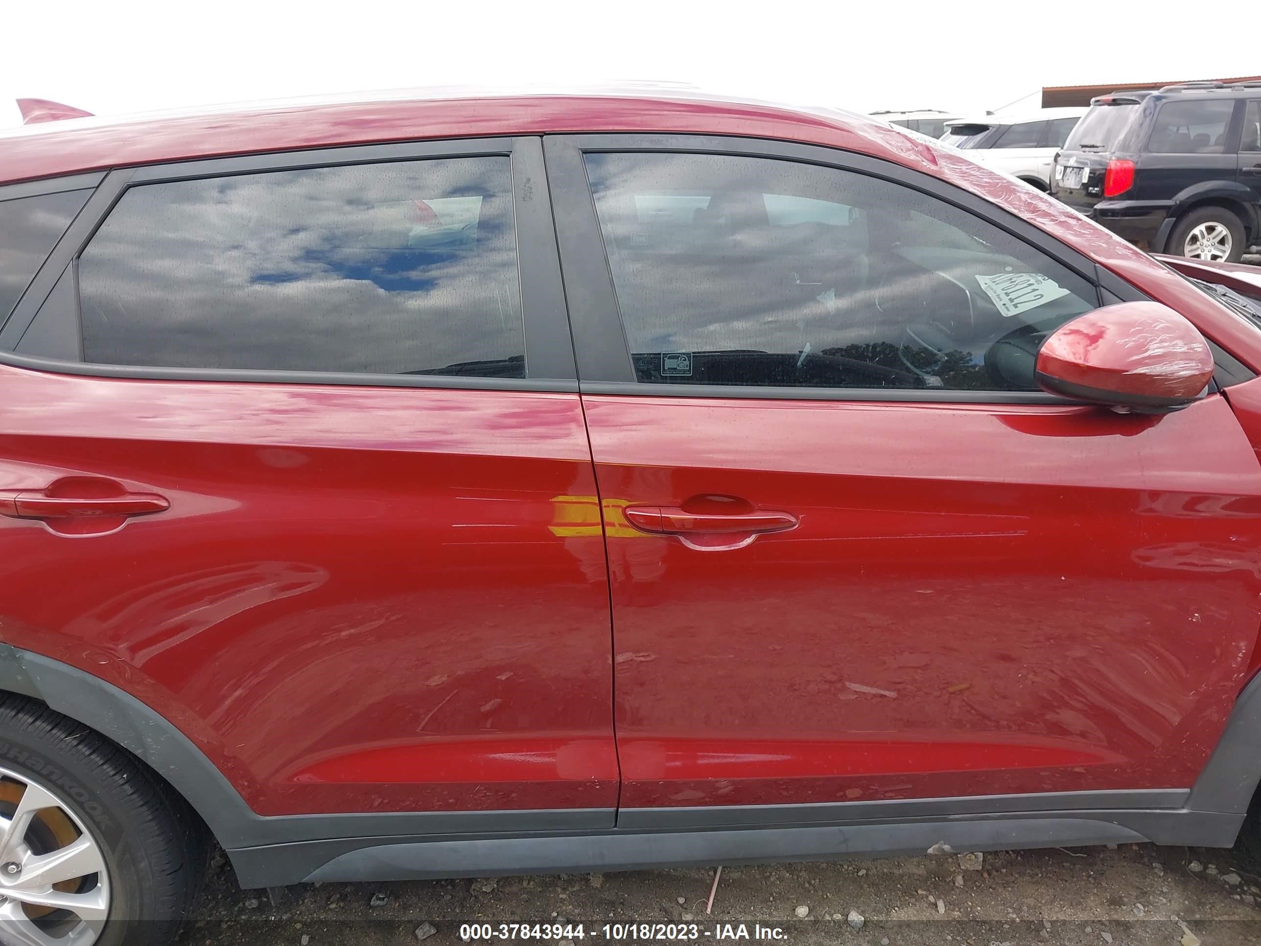 Photo 13 VIN: KM8J23A49KU931590 - HYUNDAI TUCSON 