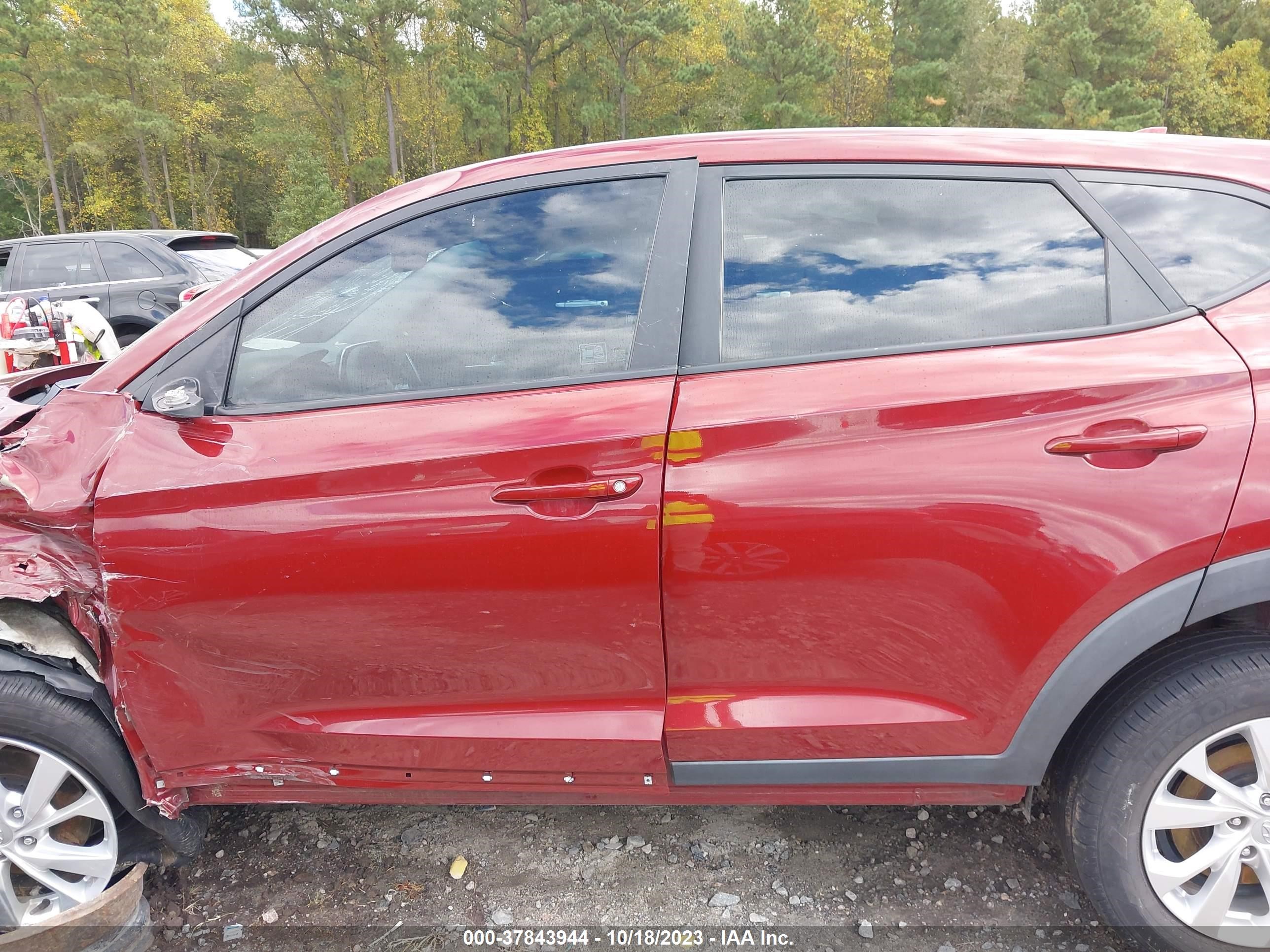 Photo 14 VIN: KM8J23A49KU931590 - HYUNDAI TUCSON 