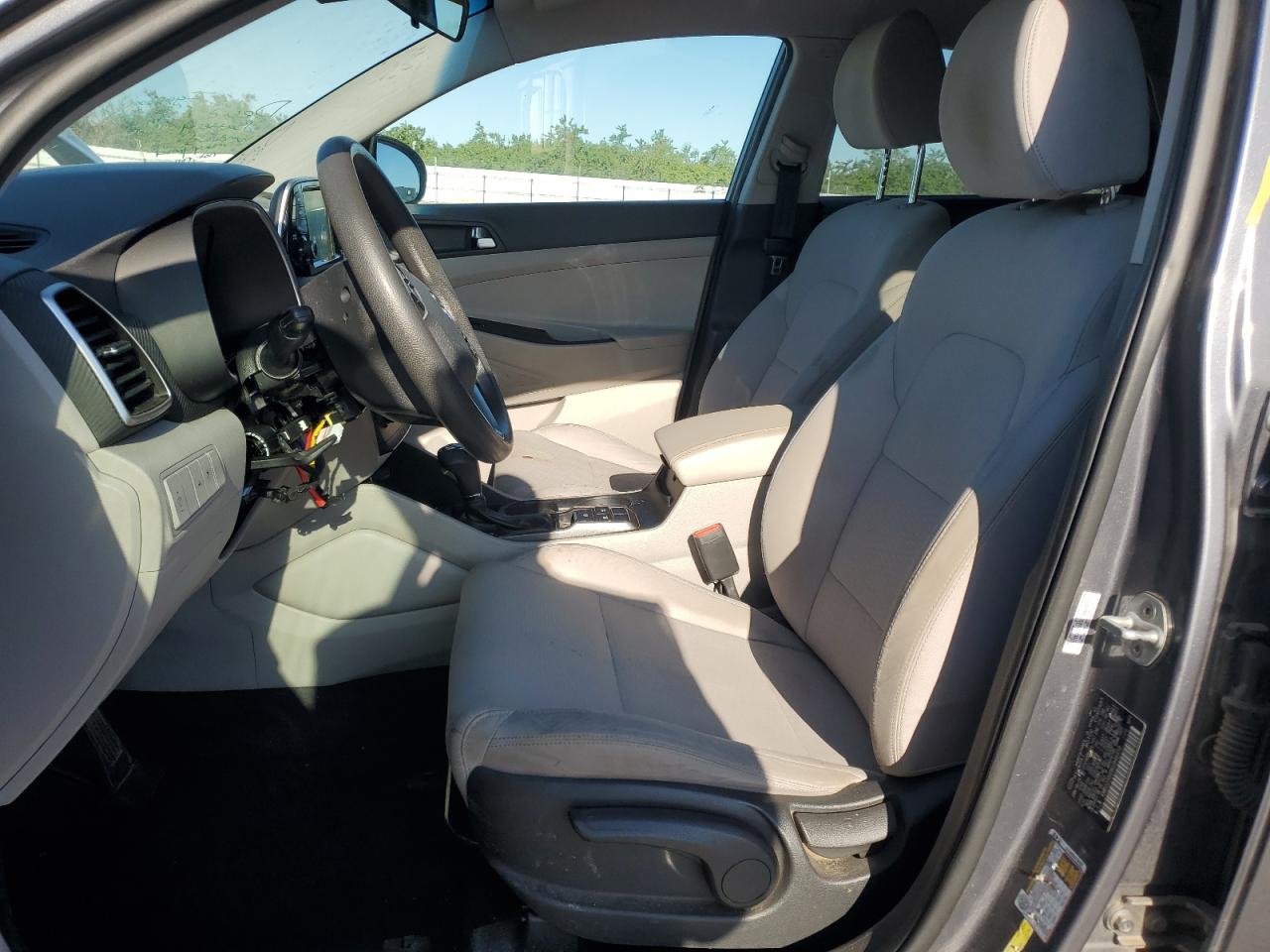 Photo 6 VIN: KM8J23A49KU946459 - HYUNDAI TUCSON 