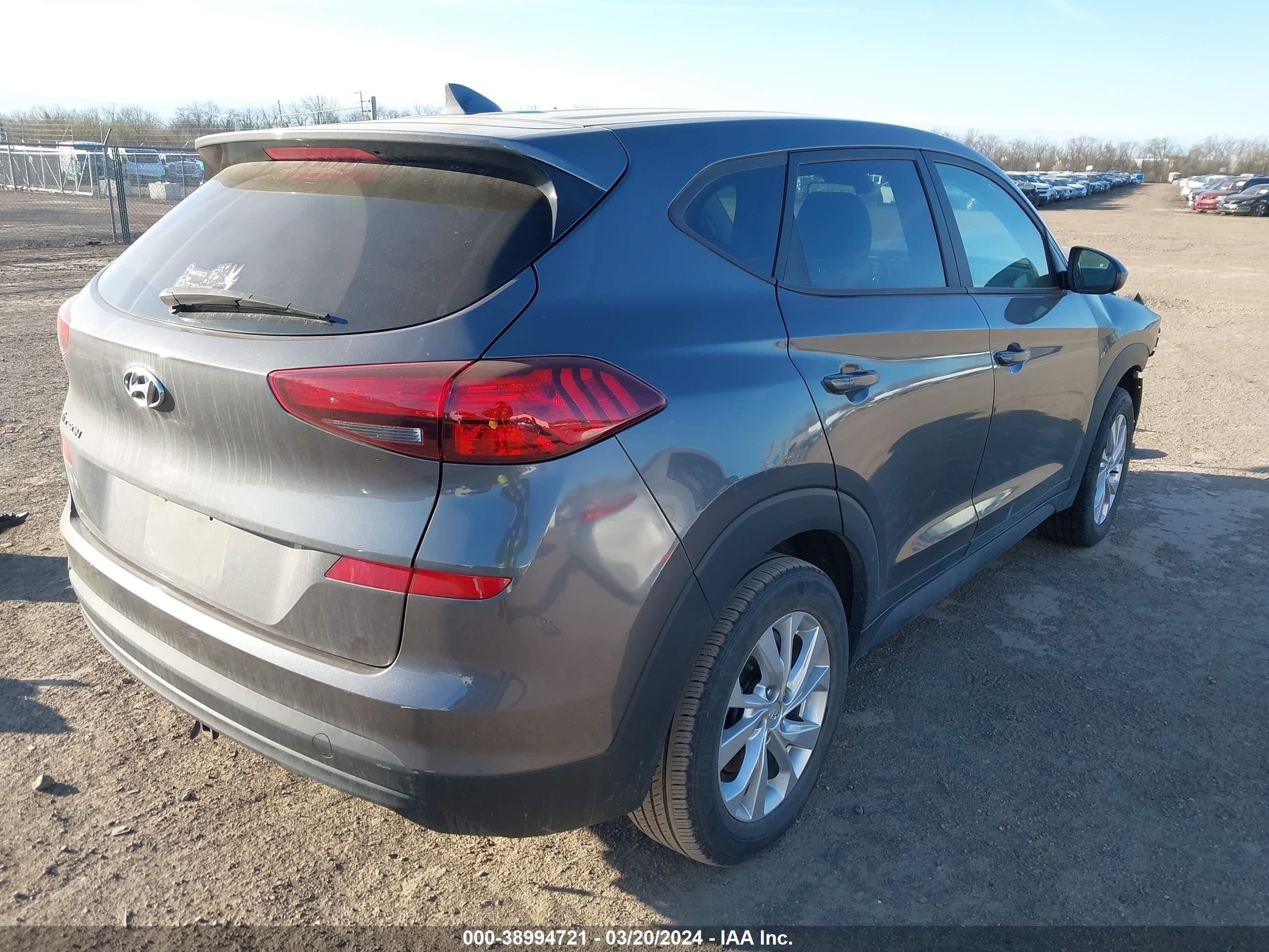 Photo 3 VIN: KM8J23A49LU101242 - HYUNDAI TUCSON 