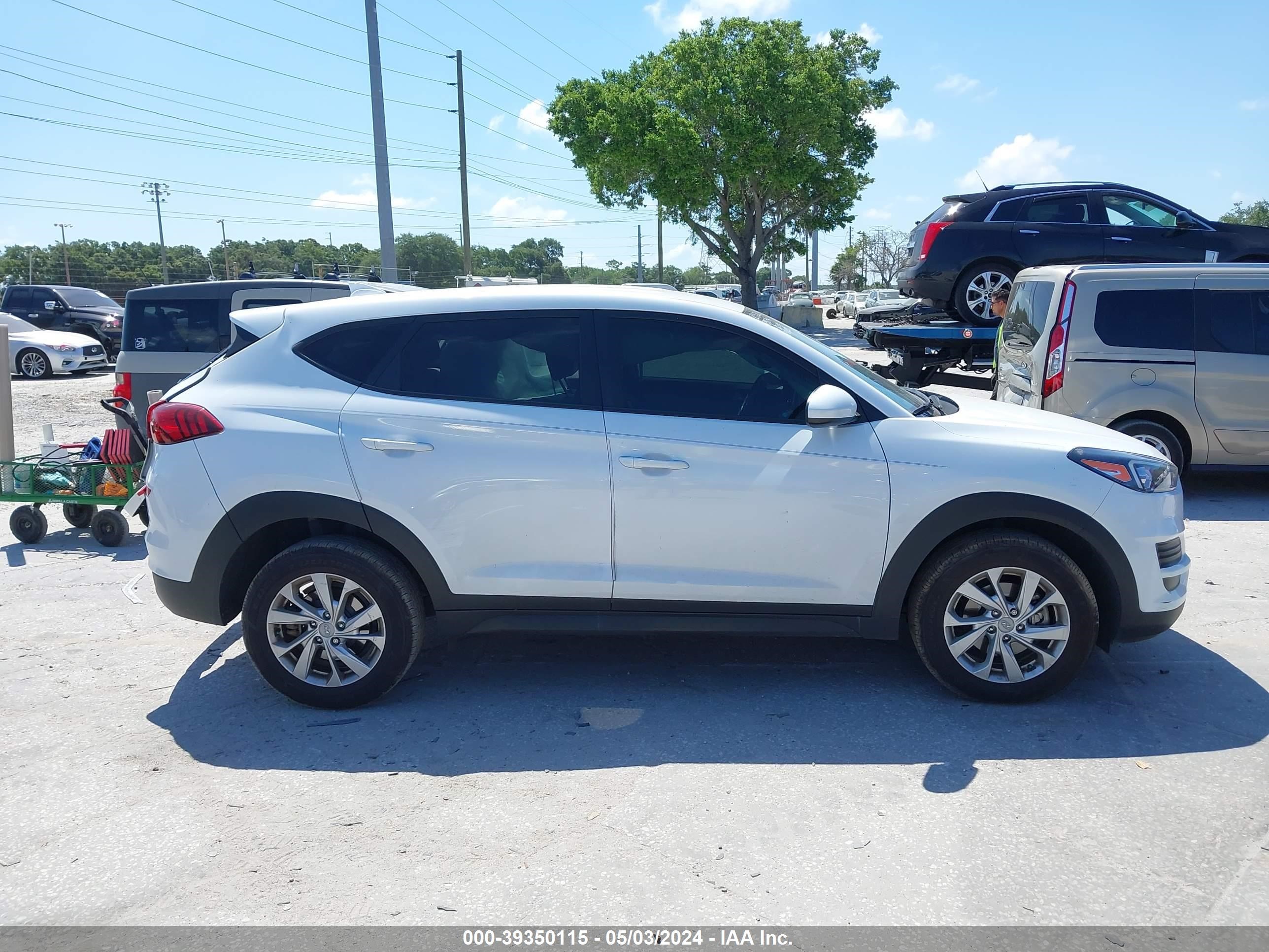 Photo 13 VIN: KM8J23A49MU363277 - HYUNDAI TUCSON 