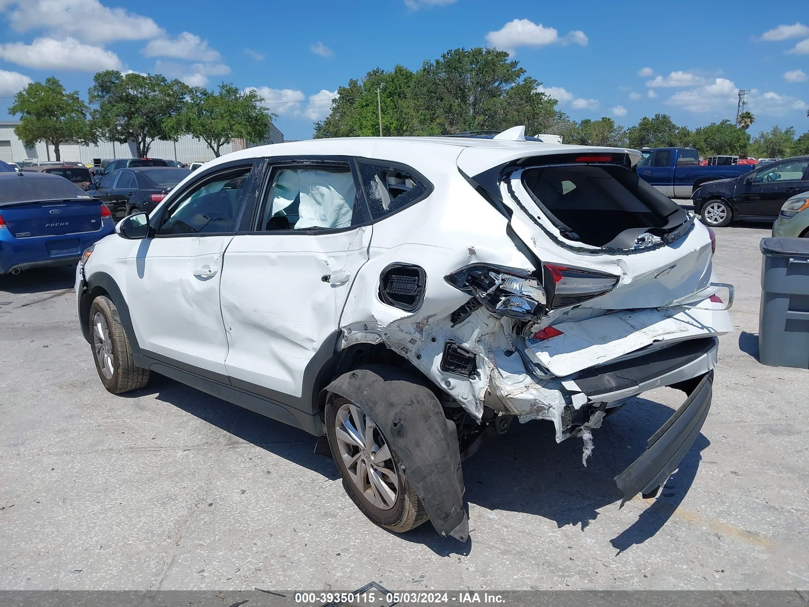 Photo 2 VIN: KM8J23A49MU363277 - HYUNDAI TUCSON 