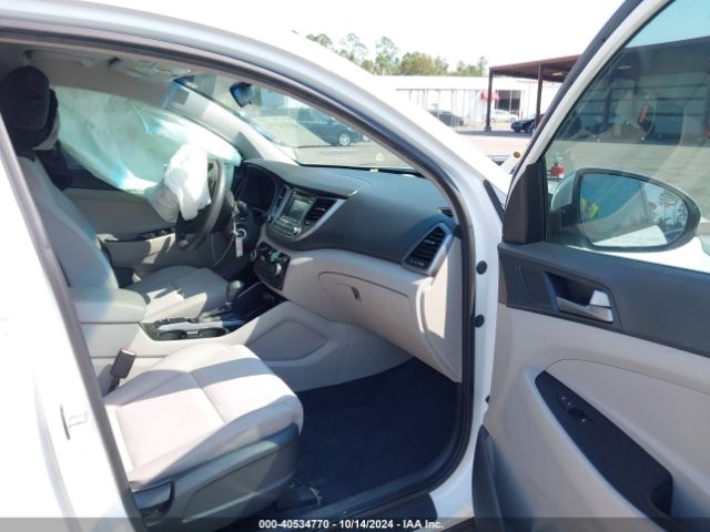 Photo 4 VIN: KM8J23A4XGU023740 - HYUNDAI TUCSON 