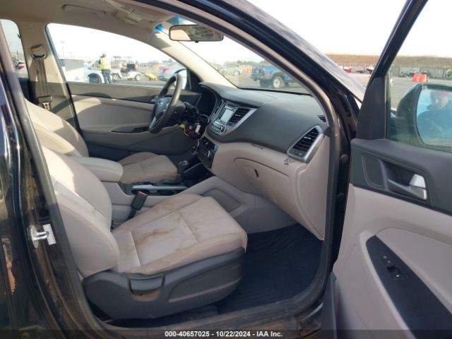 Photo 4 VIN: KM8J23A4XGU062103 - HYUNDAI TUCSON 