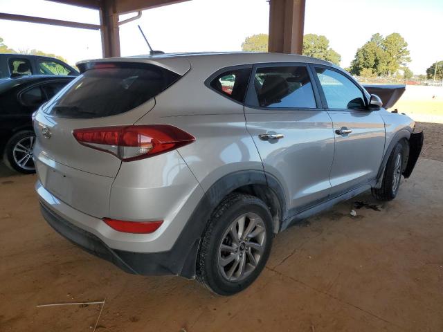 Photo 3 VIN: KM8J23A4XGU161648 - HYUNDAI TUCSON SE 