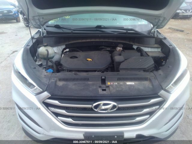 Photo 9 VIN: KM8J23A4XHU367313 - HYUNDAI TUCSON 