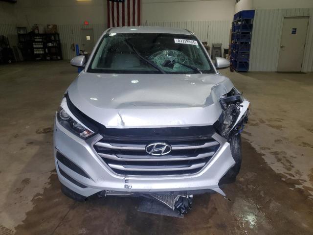 Photo 4 VIN: KM8J23A4XHU582982 - HYUNDAI TUCSON SE 