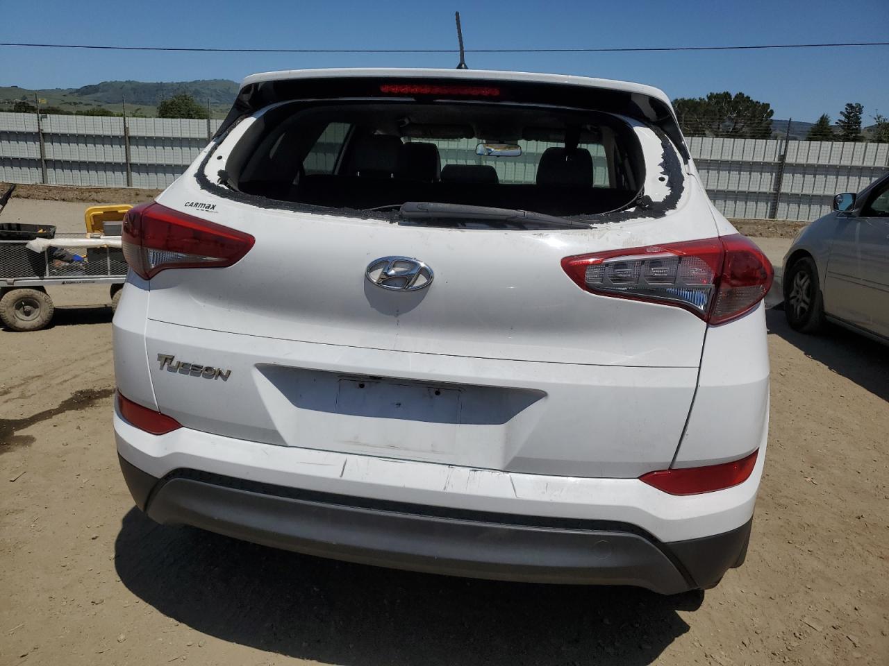 Photo 5 VIN: KM8J23A4XJU813319 - HYUNDAI TUCSON 