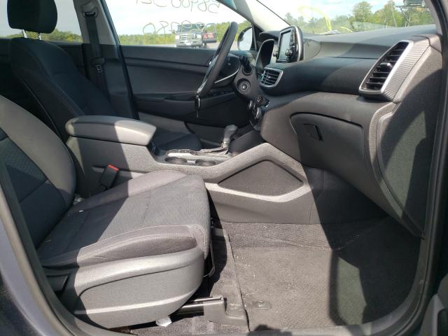 Photo 4 VIN: KM8J23A4XKU956837 - HYUNDAI TUCSON SE 