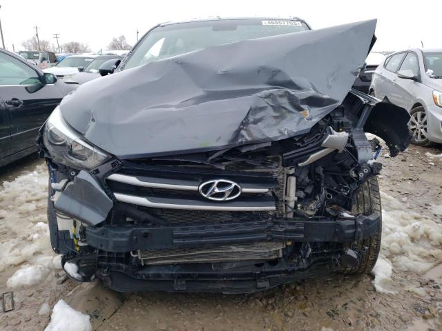 Photo 4 VIN: KM8J2CA40JU655265 - HYUNDAI TUCSON SE 