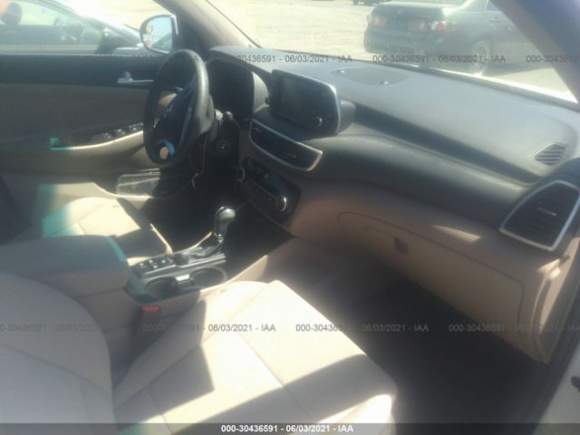 Photo 4 VIN: KM8J2CA40KU986543 - HYUNDAI TUCSON 