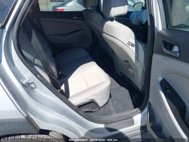 Photo 7 VIN: KM8J2CA42JU669698 - HYUNDAI TUCSON 