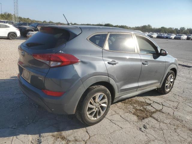 Photo 2 VIN: KM8J2CA42JU673816 - HYUNDAI TUCSON SE 