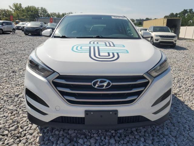 Photo 4 VIN: KM8J2CA42JU765587 - HYUNDAI TUCSON SE 