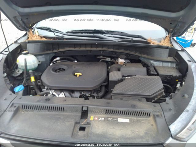 Photo 9 VIN: KM8J2CA42JU829238 - HYUNDAI TUCSON 