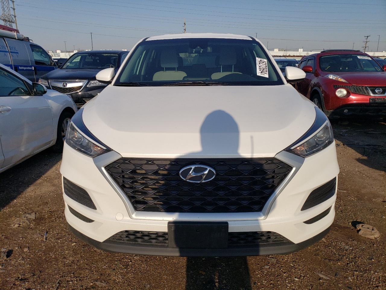 Photo 4 VIN: KM8J2CA42KU004740 - HYUNDAI TUCSON 