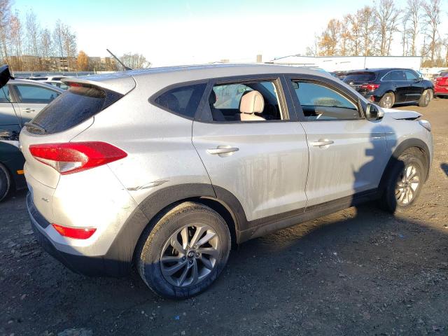 Photo 2 VIN: KM8J2CA43JU692682 - HYUNDAI TUCSON 