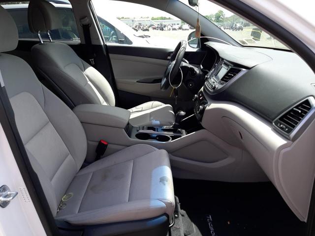 Photo 4 VIN: KM8J2CA43JU709304 - HYUNDAI TUCSON SE 