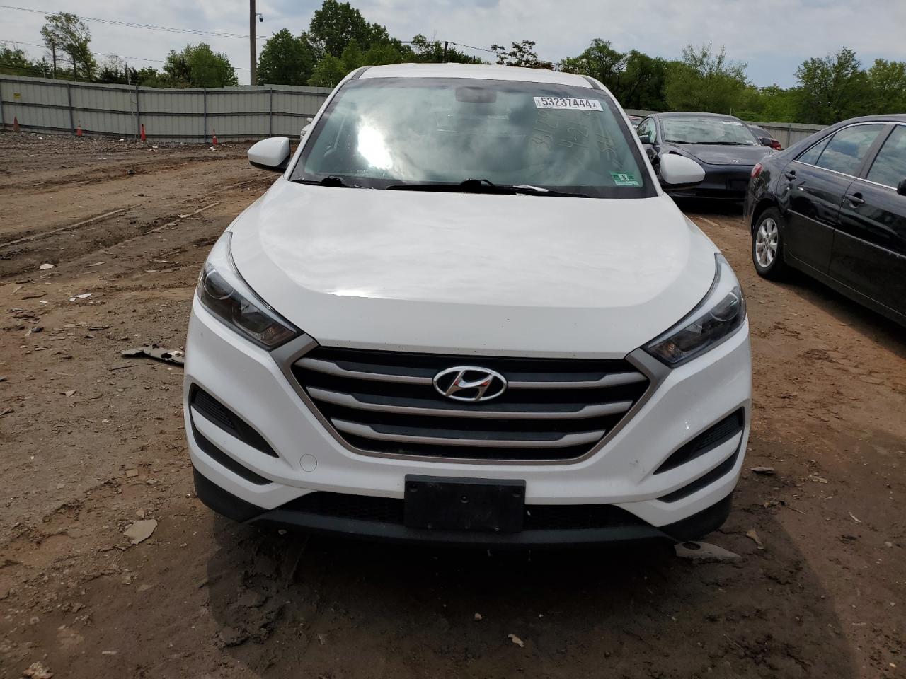 Photo 4 VIN: KM8J2CA43JU791101 - HYUNDAI TUCSON 