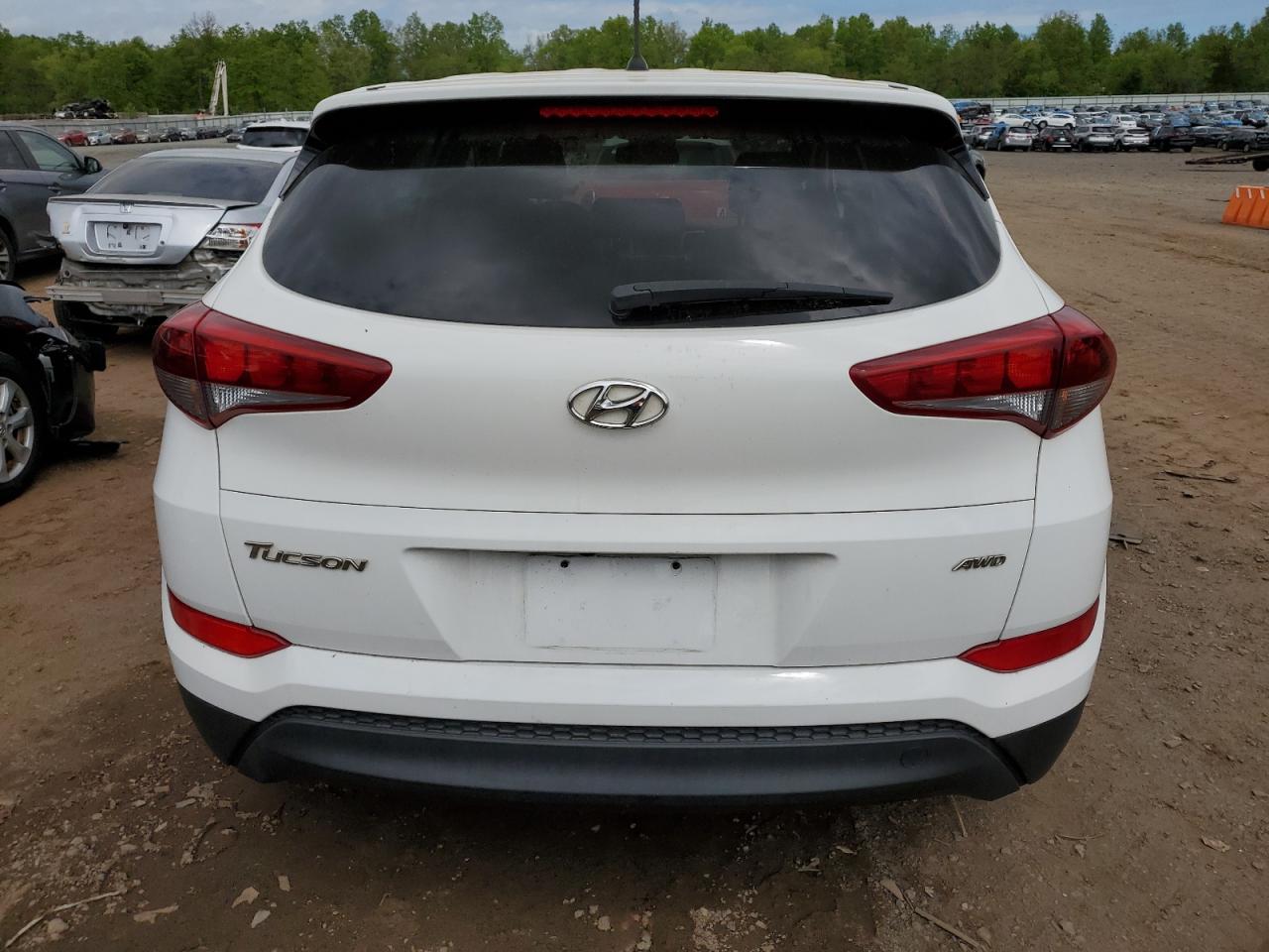 Photo 5 VIN: KM8J2CA43JU791101 - HYUNDAI TUCSON 