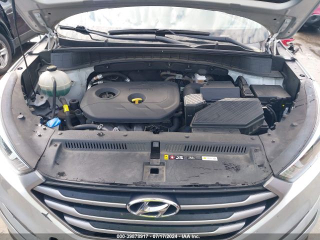 Photo 9 VIN: KM8J2CA43JU818099 - HYUNDAI TUCSON 