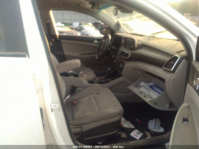 Photo 4 VIN: KM8J2CA43KU970966 - HYUNDAI TUCSON 