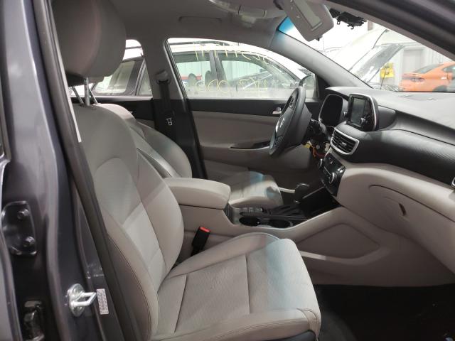 Photo 4 VIN: KM8J2CA43MU286986 - HYUNDAI TUCSON SE 