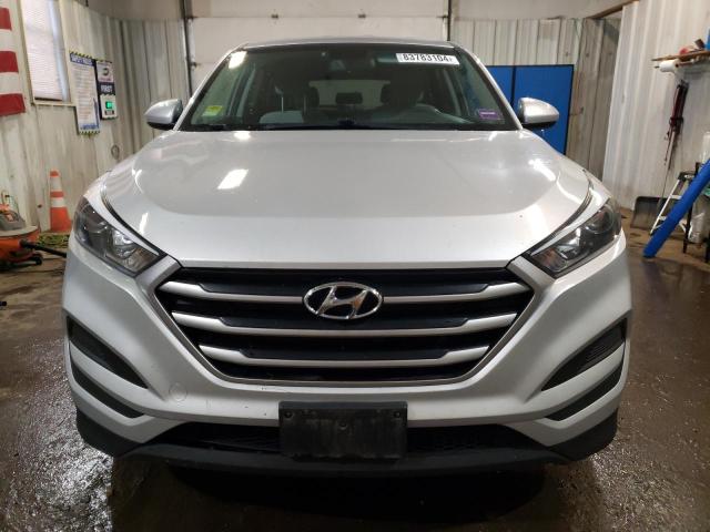 Photo 4 VIN: KM8J2CA44JU648349 - HYUNDAI TUCSON SE 