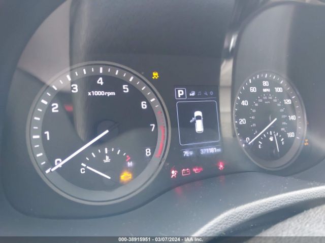 Photo 6 VIN: KM8J2CA44JU717623 - HYUNDAI TUCSON 