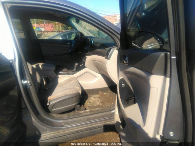 Photo 4 VIN: KM8J2CA44KU844549 - HYUNDAI TUCSON 