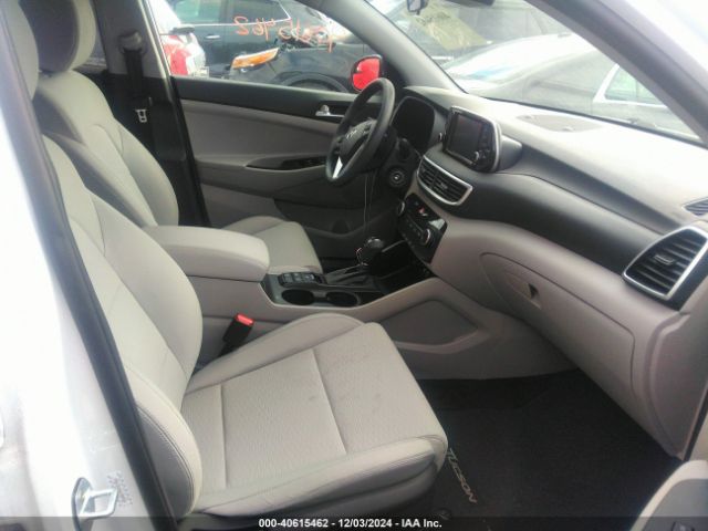 Photo 4 VIN: KM8J2CA44KU980969 - HYUNDAI TUCSON 