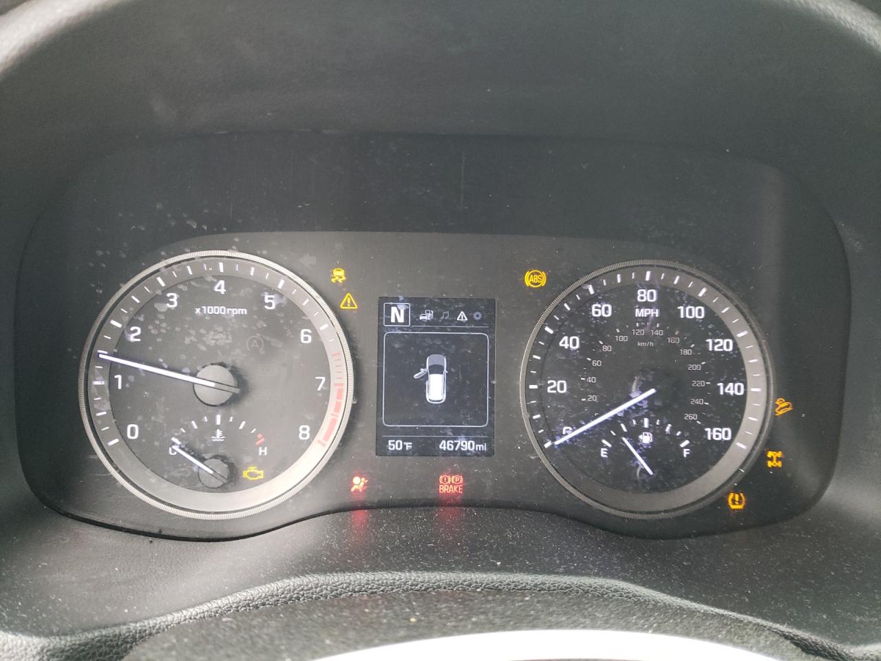 Photo 8 VIN: KM8J2CA45JU676175 - HYUNDAI TUCSON 