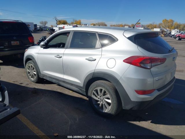 Photo 2 VIN: KM8J2CA45JU690660 - HYUNDAI TUCSON 