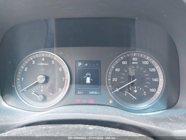 Photo 6 VIN: KM8J2CA45JU694613 - HYUNDAI TUCSON 