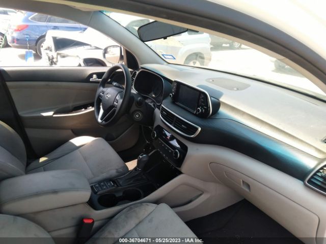 Photo 4 VIN: KM8J2CA45KU889449 - HYUNDAI TUCSON 