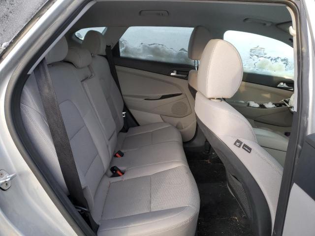 Photo 10 VIN: KM8J2CA45KU913894 - HYUNDAI TUCSON SE 