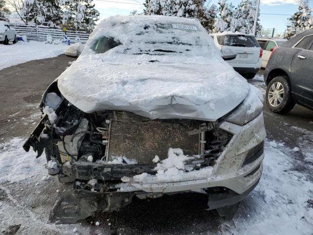 Photo 4 VIN: KM8J2CA45KU913894 - HYUNDAI TUCSON SE 