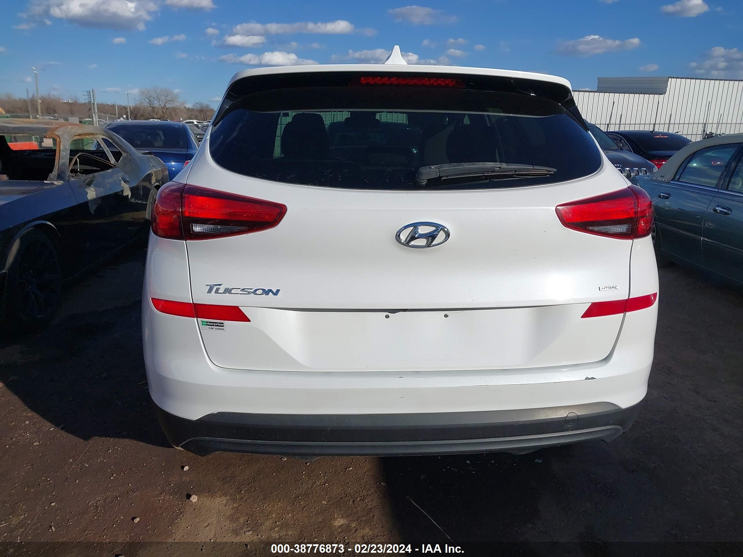 Photo 15 VIN: KM8J2CA45KU943476 - HYUNDAI TUCSON 