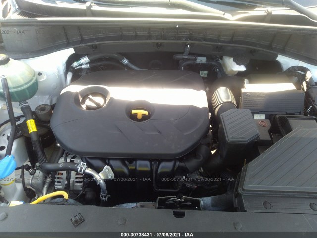 Photo 9 VIN: KM8J2CA45LU190257 - HYUNDAI TUCSON 