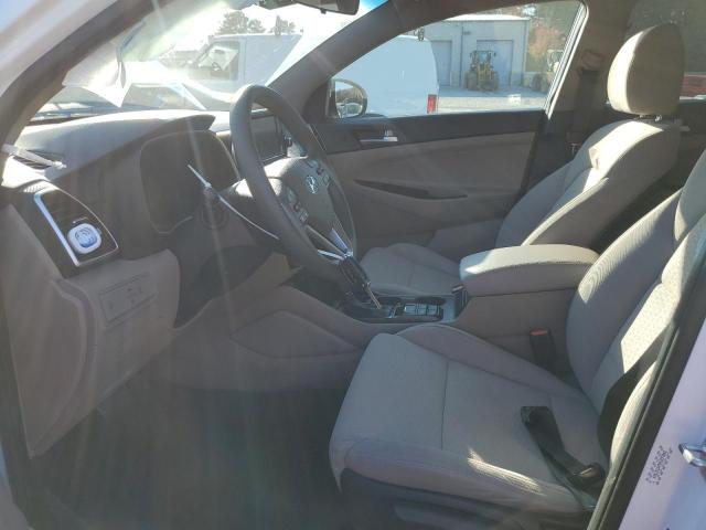 Photo 6 VIN: KM8J2CA45MU337002 - HYUNDAI TUCSON SE 