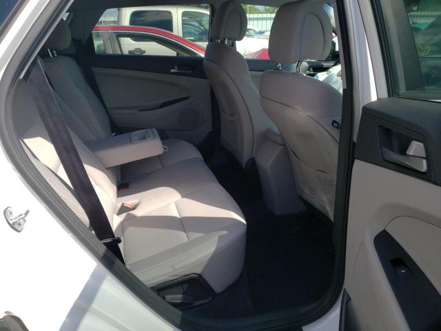 Photo 5 VIN: KM8J2CA46JU646389 - HYUNDAI TUCSON SE 