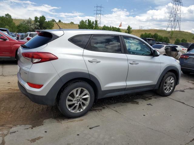 Photo 2 VIN: KM8J2CA46JU697164 - HYUNDAI TUCSON 