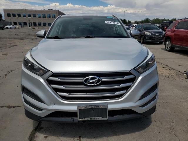 Photo 4 VIN: KM8J2CA46JU697164 - HYUNDAI TUCSON 