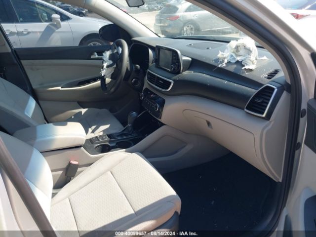 Photo 4 VIN: KM8J2CA46KU951988 - HYUNDAI TUCSON 