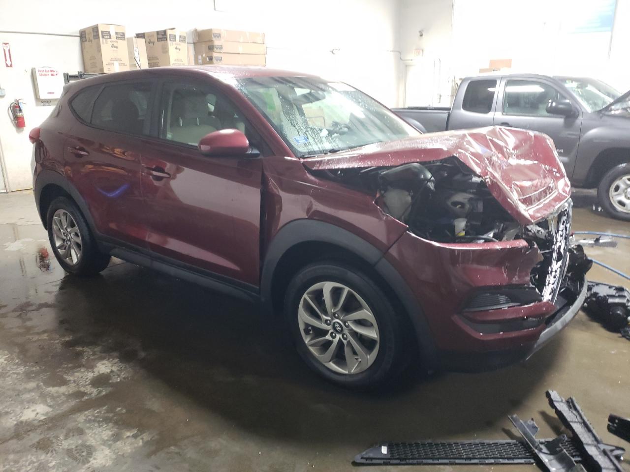 Photo 3 VIN: KM8J2CA47JU645798 - HYUNDAI TUCSON 