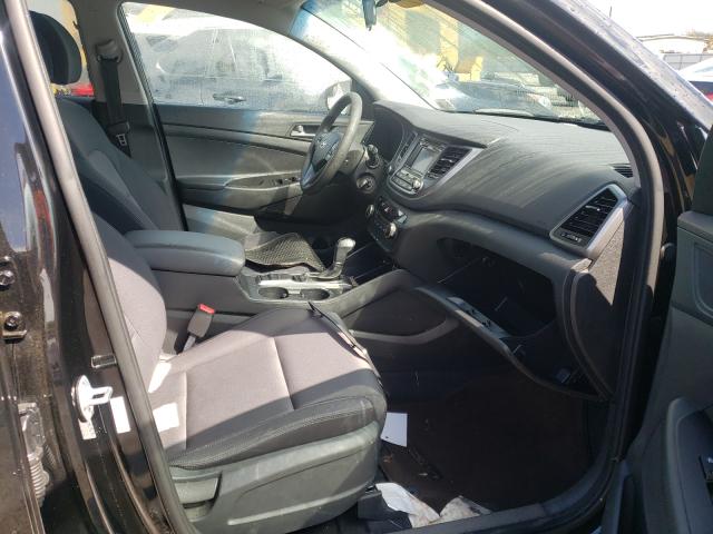 Photo 4 VIN: KM8J2CA47JU700248 - HYUNDAI TUCSON SE 