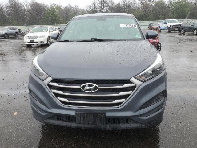 Photo 4 VIN: KM8J2CA47JU703909 - HYUNDAI TUCSON 